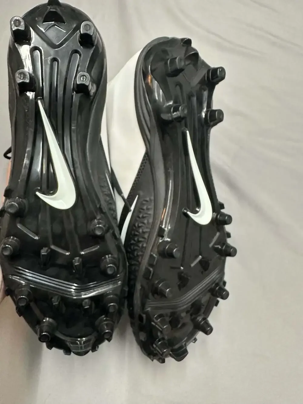 Nike Force Savage Varsity Football Cleats Black and White, Style 880140-001